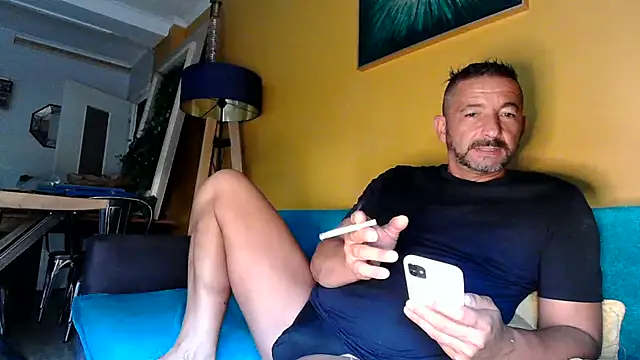 Snapshot of daddy3945 chatting on July 3, 5:36 am daddy3945 online show from July 3, 5:36 am