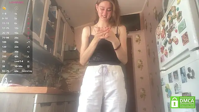 Snapshot of MercySoeder chatting on May 18, 10:54 am MercySoeder online show from May 18, 10:54 am