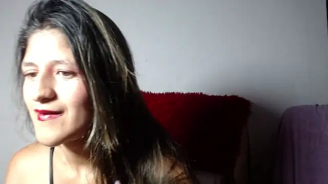 Snapshot of AbbyRose_69 chatting on June 2, 4:25 am AbbyRose 69 online show from June 2, 4:25 am