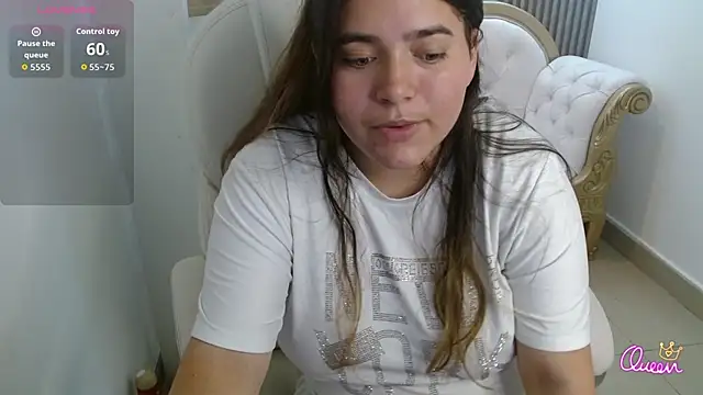 Laurha  online show from May 21, 7:43 pm