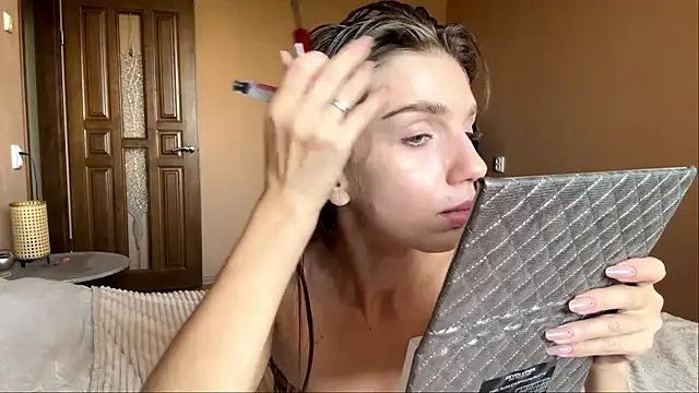 Snapshot of TrishIsaac chatting on July 1, 7:43 am TrishIsaac online show from July 1, 7:43 am