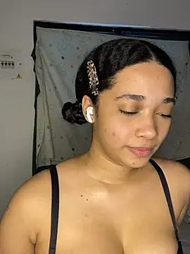 Snapshot of _sweetSabrina- chatting on July 12, 3:36 pm sweetSabrina- online show from July 12, 3:36 pm