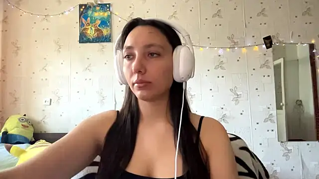 Snapshot of SheeringGape chatting on May 22, 1:35 am SheeringGape online show from May 22, 1:35 am