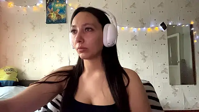 Snapshot of SheeringGape chatting on May 28, 1:36 am SheeringGape online show from May 28, 1:36 am