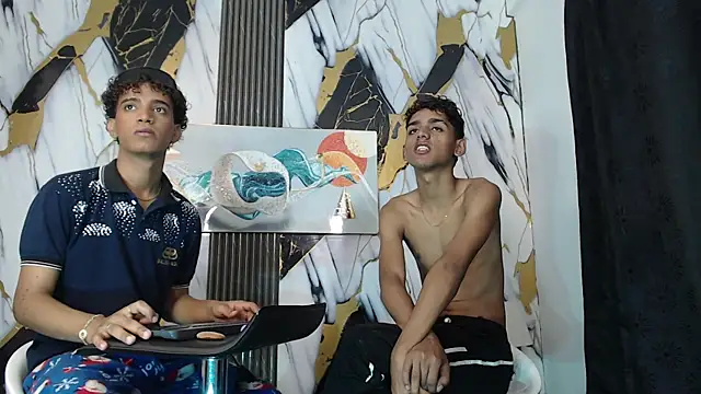 Snapshot of GOLDEN_2026 chatting on June 8, 7:25 pm GOLDEN 2026 online show from June 8, 7:25 pm