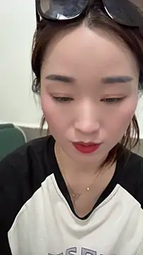 JJ8521 online show from July 30, 4:00 am