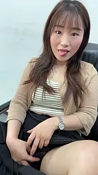 JJ8521 online show from August 1, 6:45 am