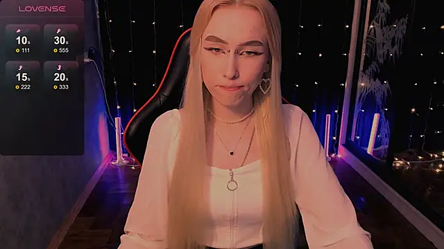 GoddessBambi online show from May 11, 9:26 am
