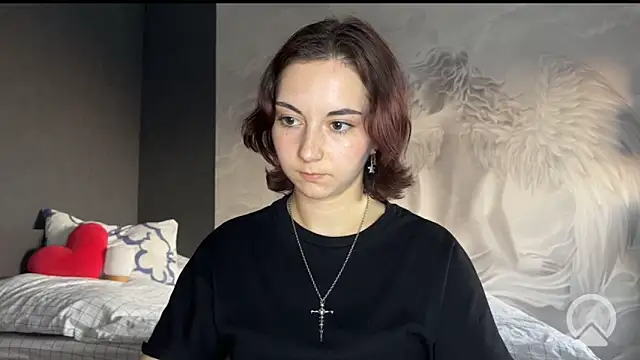 Snapshot of Amalia_Lambert_13 chatting on May 20, 6:36 pm Amalia Lambert 13 online show from May 20, 6:36 pm