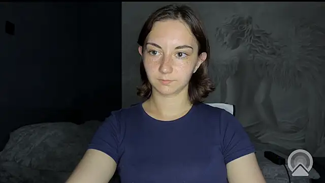 Snapshot of Amalia_Lambert_13 chatting on June 23, 8:40 pm Amalia Lambert 13 online show from June 23, 8:40 pm