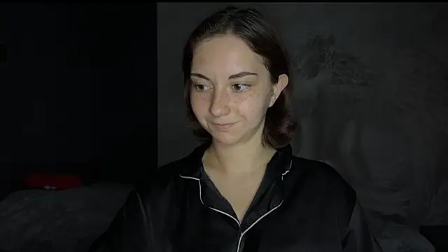 Snapshot of Amalia_Lambert_13 chatting on June 25, 7:51 pm Amalia Lambert 13 online show from June 25, 7:51 pm