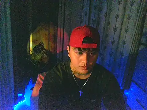 Ashtonfuckingboi online show from May 13, 12:24 pm