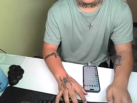 Ashtonfuckingboi online show from June 1, 7:48 pm