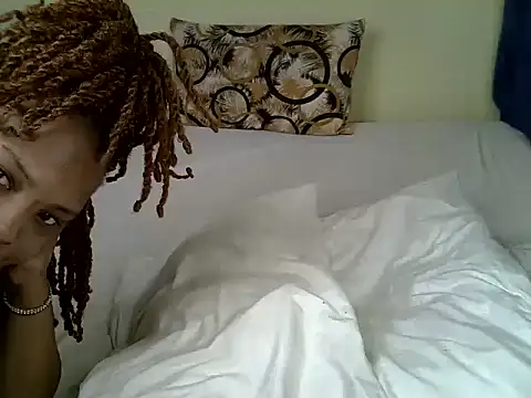 lovvelyheers online show from May 31, 4:47 pm