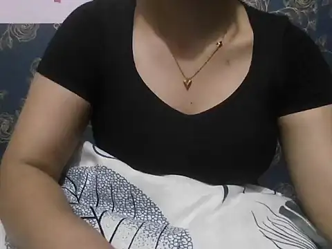 Snapshot of saniya_9 chatting on May 11, 3:40 pm saniya 9 online show from May 11, 3:40 pm