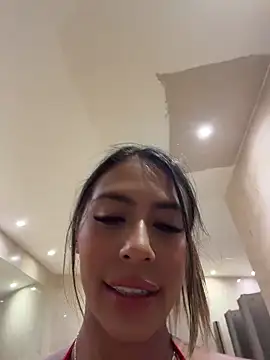 Snapshot of Palmer__ chatting on May 15, 9:00 pm Palmer online show from May 15, 9:00 pm