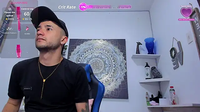 Snapshot of Jey_hot7 chatting on June 16, 8:33 pm Jey hot7 online show from June 16, 8:33 pm