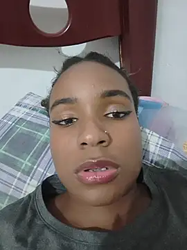 Snapshot of OshunHoney chatting on July 19, 4:05 am OshunHoney online show from July 19, 4:05 am