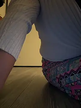 PeachyPlumby online show from May 3, 5:13 am