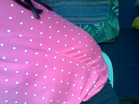 Snapshot of MommyKaye30 chatting on May 10, 8:08 am MommyKaye30 online show from May 10, 8:08 am