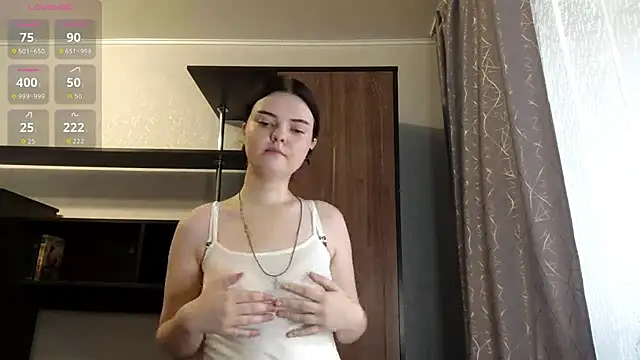 Snapshot of RebelDesiree chatting on July 16, 10:21 am RebelDesiree online show from July 16, 10:21 am