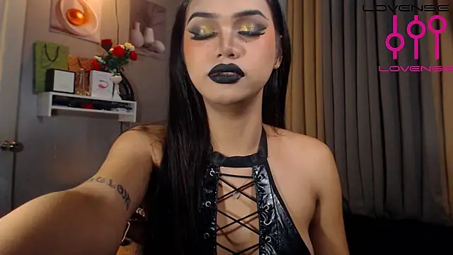 Snapshot of Lexi_ThunderFuck chatting on July 23, 1:08 am Lexi ThunderFuck online show from July 23, 1:08 am