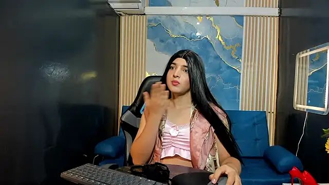 Gaby Gil  online show from June 8, 1:44 pm