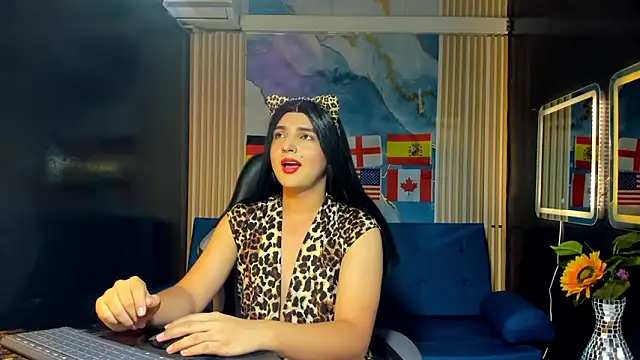 Gaby Gil  online show from June 13, 1:09 pm