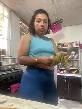 Snapshot of sarita_hos chatting on June 29, 7:03 pm sarita hos online show from June 29, 7:03 pm