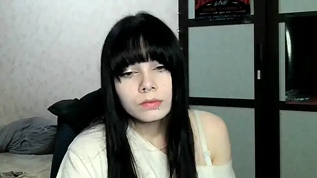 gothicq online show from June 30, 9:38 pm