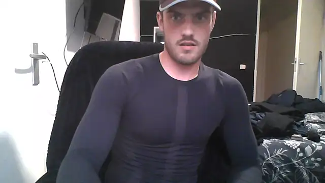 slaveboyrow online show from May 19, 6:14 pm