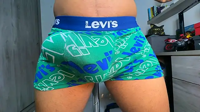 Snapshot of Jordylatino chatting on July 26, 11:22 pm Jordylatino online show from July 26, 11:22 pm