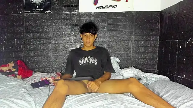 Snapshot of santos_dx chatting on May 6, 3:46 am santos dx online show from May 6, 3:46 am