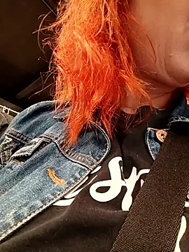 Snapshot of Bel_Nell chatting on May 11, 1:39 pm Bel Nell online show from May 11, 1:39 pm