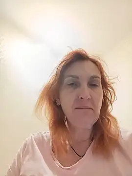 Snapshot of Bel_Nell chatting on June 10, 5:39 am Bel Nell online show from June 10, 5:39 am