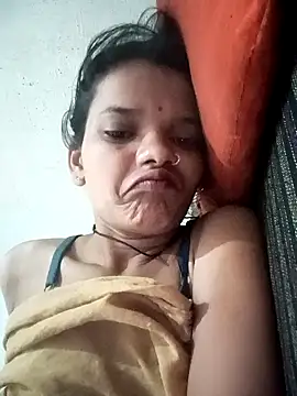 Student garl 1 online show from May 15, 10:39 pm