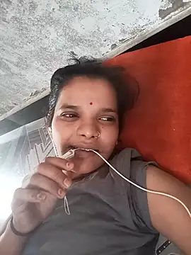 Student garl 1 online show from May 26, 11:06 am