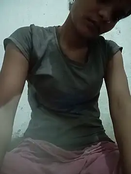 Student garl 1 online show from May 26, 11:12 pm