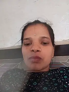 Student garl 1 online show from May 30, 11:07 am