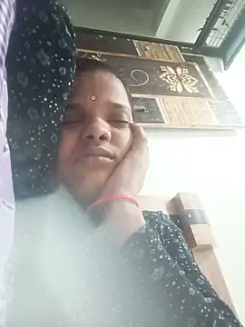 Student garl 1 online show from May 30, 11:46 pm