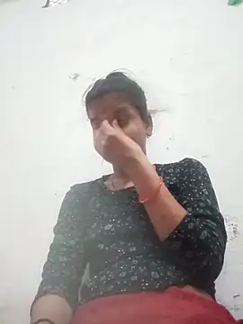 Student garl 1 online show from June 4, 12:11 pm