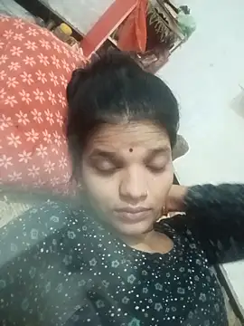 Student garl 1 online show from June 6, 8:13 pm