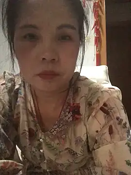 Snapshot of nidejiejie chatting on August 5, 1:03 pm nidejiejie online show from August 5, 1:03 pm