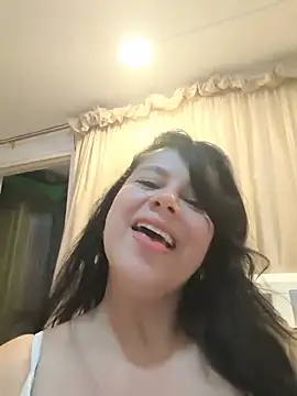 MonserratLune  online show from May 16, 7:12 pm