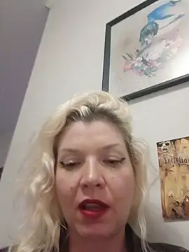 GoldenLatinax online show from July 20, 2:26 am