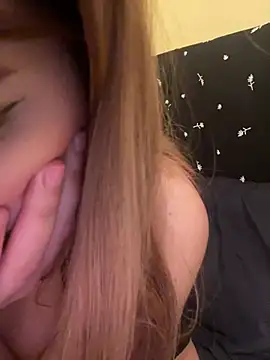 naughty vivian online show from June 18, 10:09 am