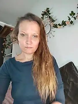 Snapshot of Candy_Cougar chatting on July 4, 7:03 am Candy Cougar online show from July 4, 7:03 am