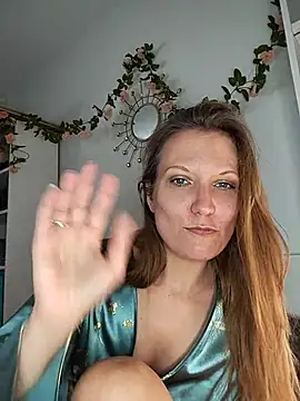 Snapshot of Candy_Cougar chatting on July 5, 6:53 am Candy Cougar online show from July 5, 6:53 am
