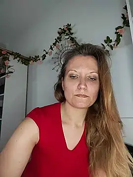Snapshot of Candy_Cougar chatting on July 17, 6:53 am Candy Cougar online show from July 17, 6:53 am