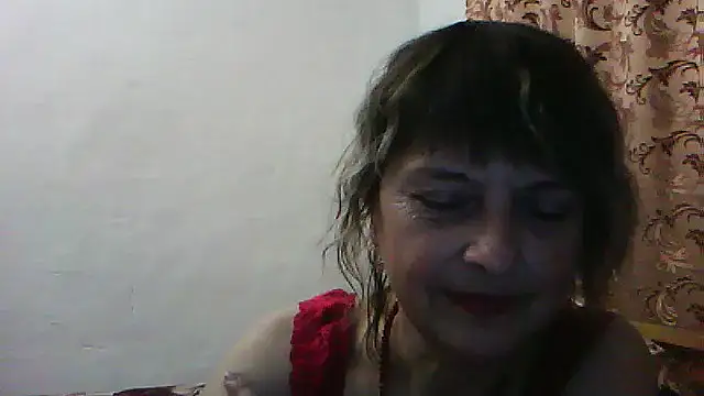 ElizabethGorden online show from May 15, 5:42 pm